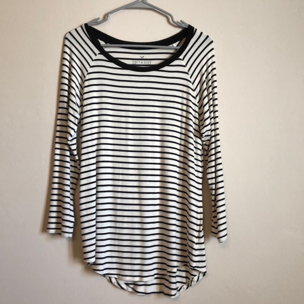 American eagle long sleeve tee